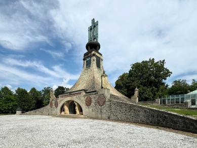 Památník Mohyla míru u slavkovského bojiště má nové zázemí pro návštěvníky - foto: Petr Šmídek, 2024