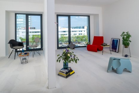 The SO-HO residence in Prague's Holešovice has opted for dry construction
