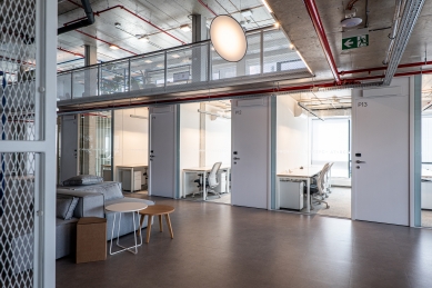 Increasing Trend of Coworking Offices in the Czech Republic: Glass Partitions from Milt as a Key Element of Modern Design