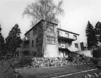 Příběh vily Wittal – 3. díl - Stav vily v roce 1988. Foto J. Holáň. Národní Památkový ústav, ÚOP Brno, fototéka, inv. č. 89 823, 89 824, 98 558, 98 559.