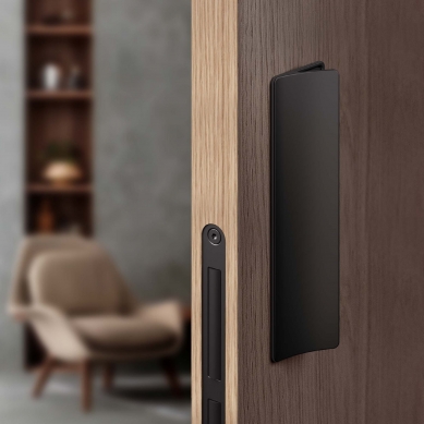 Design without compromises: a detail that changes the way doors are opened - M&T magnetic: Handle Can 220 - foto: M&T