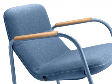 New Flexi Lounge Chair: Comfort with Style