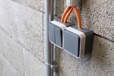 In the area of the Dukovany nuclear power plant, a new administrative building has been opened: The safety of the electrical installation has been endorsed by the Hager brand