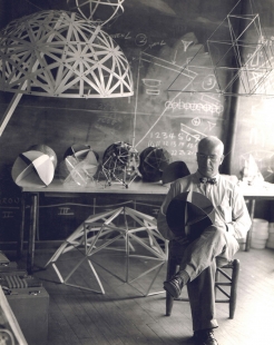 R. Buckminster Fuller: Where Will the World Be in 2025 - foto: Hazel Larson Archer / Black Mountain College Museum