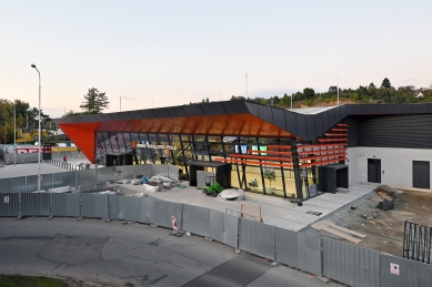 Nová nádražní budova v brněnském Králově Poli přináší bezbariérovost - foto: Petr Šmídek, 2025
