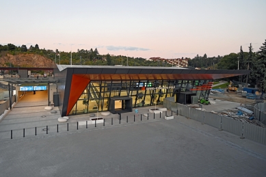 Nová nádražní budova v brněnském Králově Poli přináší bezbariérovost - foto: Petr Šmídek, 2025