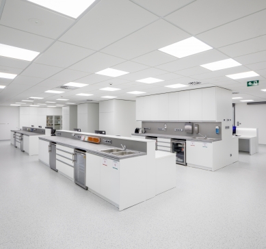 Ticho léčí. Akustika ve zdravotnictví - Nemocnice Rudolfa a Stefanie Benešov - foto: Tomáš Souček