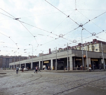 Zlatý Anděl je již čtvrt století dominantou pražského Smíchova - Fotografie původního stavu - foto: archiv redakce