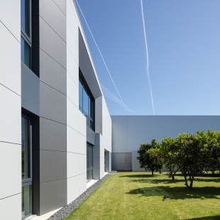 Tvarovaná fasáda s duší