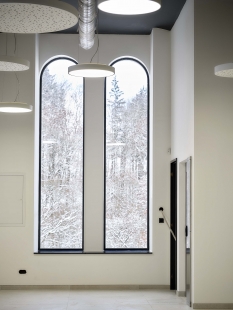 Autostyl Trutnov: proměna industriální budovy v moderní multifunkční prostor