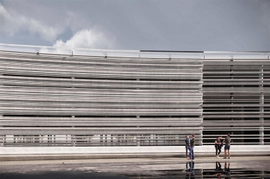 Valašské Meziříčí chystá stavbu parkovacího domu u náměstí