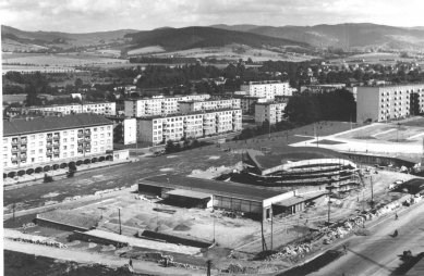 V Třinci se po rekonstrukci za 124 milionů korun otevřelo kino Kosmos - Historický snímek