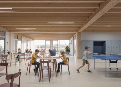 Nové srdce Mstětic: Základní škola od studia Perspektiv