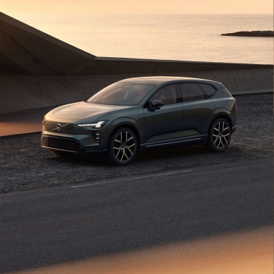 Auto jako zážitek. Volvo přichází s exkluzivní nabídkou pro architekty - Volvo EX60 – novinka mezi plně elektrickými SUV značky Volvo. S dojezdem až 810 km, výkonem až 680 koní a rychlým nabíjením ukazuje, kam se posouvá moderní prémiová mobilita.