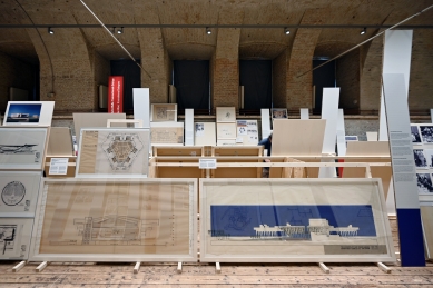 Neutralita rakouské poválečné architektury v AzW - foto: Petr Šmídek, 2026