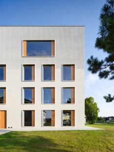 V užším výběru na cenu za architekturu je nádraží Praha-Bubny či hala v Jihlavě