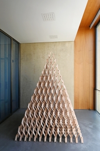 Kengo Kuma: The Magic of the Gaze by Erieta Attali - exhibition at Tchoban Foundation - foto: Petr Šmídek, 2026