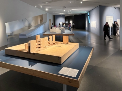 Daniel Libeskind: Between the Lines - 25 Years of the Jewish Museum in Berlin - foto: Petr Šmídek, 2026
