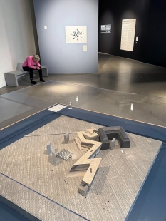 Daniel Libeskind: Between the Lines - 25 Years of the Jewish Museum in Berlin - foto: Petr Šmídek, 2026