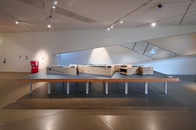 Daniel Libeskind: Between the Lines - 25 Years of the Jewish Museum in Berlin - foto: Petr Šmídek, 2026