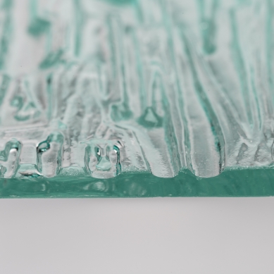 The changing beauty of ornamental glass