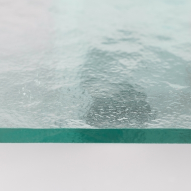 The changing beauty of ornamental glass