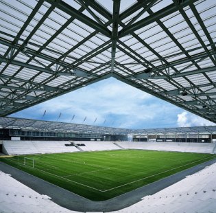 První Architekturloge v České republice - Fotbalový stadion v Salzburgu - foto: © Albert Wimmer