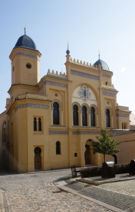 Vídeňská výstava představuje skryté poklady Čech - Synagoga v Žatci - foto: © Adolph Stiller