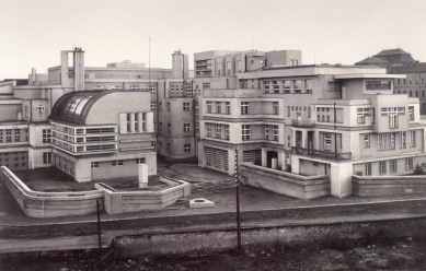 Pozvánka na výstavu Jiří Kroha – architekt, malíř, designér, teoretik - foto: Muzeum města Brna