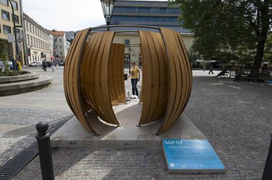 V centru Prahy jsou ode dneška zase velké sochy - foto: Ester Havlová