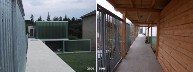 Cena ARCH 2005 byla udělena - Skleněný dům ve Stupavě už není skleněný - foto: ksa. + Petr Šmídek