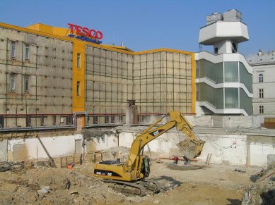 Demolice obchodního domu Ještěd v plném proudu - foto: Šárka Jiroušková