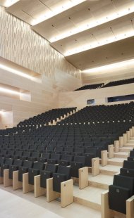 Multifunkční systémy sezení - Koncertní sál ve španělské Gironě - foto: Figueras Srl.