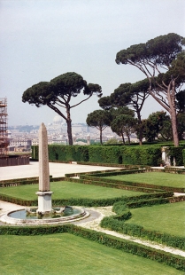 Vznik, vývoj a současnost zahradní (krajinářské) architektury - Villa Medici, Řím - foto: archiv autora