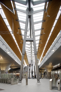 Stirling Prize 2008 - nominované stavby - Amsterdam Bijlmer Arena Station, Amsterdam, Grimshaw/ARCADIS Architecten - foto: © Ger Van Der Vlugt