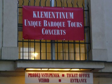 KLEMENTINUM - Prostředí vstupu do Klementina, Národní kulturní památky - foto: Kateřina Lopatová, červenec 2008
