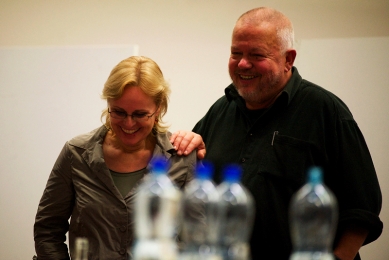 Ještěd in a Cage 2008 - Official Announcement - Irena Fialová and Martin Rajniš. - foto: ečerní vyhlášení vítězů Ještědu f kleci pro tento semestr.