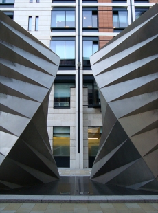 Fascinující realizace designéra Thomase Heatherwicka - Vents, Paternoster Square, Londýn - foto: Rasto Udzan