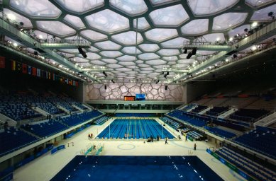 Lubetkinovou cenou byl oceněn olympijský stadion v Pekingu - Finalista: Národní plavecké centrum, Peking - PTW Architects - foto: © Ben MacMillan