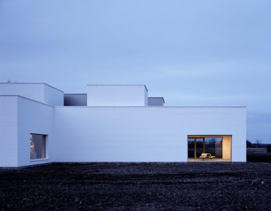 Stirling prize 2009 - nominované stavby - Fuglsang Kunstmuseum, Dánsko - Tony Fretton Architects - foto: Helene Binet