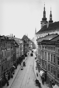 Středoevropské forum Olomouc - architektonická studie - Olomouc, průhled Denisovou ulicí, 1901 - foto: © Muzeum umění Olomouc