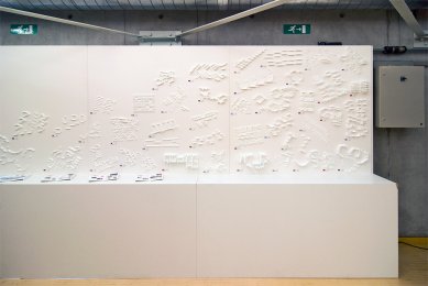 4. bienále architektury v Rotterdamu - Srovnání abstraktních kompozic známých sídlišť. - foto: Petr Šmídek, 2009