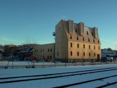 Architektura a inkluze v Galerii Jaroslava Fragnera - Brendeland & Kristoffersen, bytové domy Svartlamoen, Trondheim, Norsko, 2007 - foto: archiv GJF