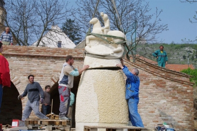 Slavnostní odhalení jezdecké sochy svatého Jiří v Klentnici - foto: Atelier Štěpán