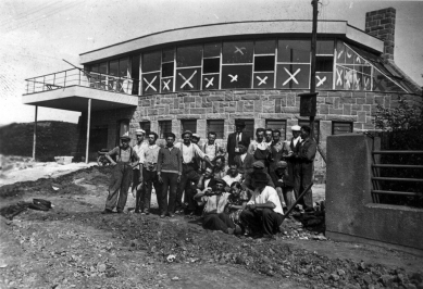 Vila JUDr. Eduarda Lisky na Slezské Ostravě - Bazalech - 21.8.1936 - foto: Lubomír Šlapeta