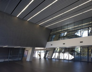 Gymnázium v Brixtonu od Zahy Hadid - foto: Zaha Hadid Architects