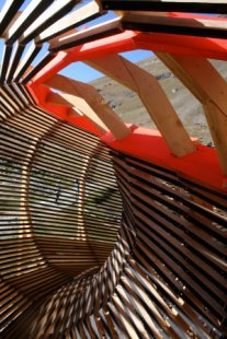 Dřevěný pavilon pod Matterhornem od studentů EPFL - foto: alice studio
