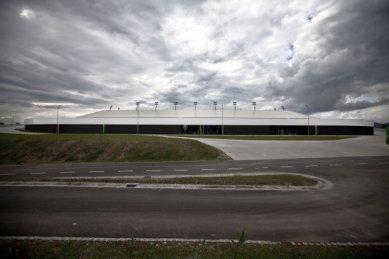 Sporting complex in Ljubljana by Sadar Vuga Architects - foto: Sadar Vuga Arhitekti