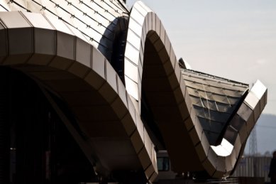 Sporting complex in Ljubljana by Sadar Vuga Architects - foto: Sadar Vuga Arhitekti